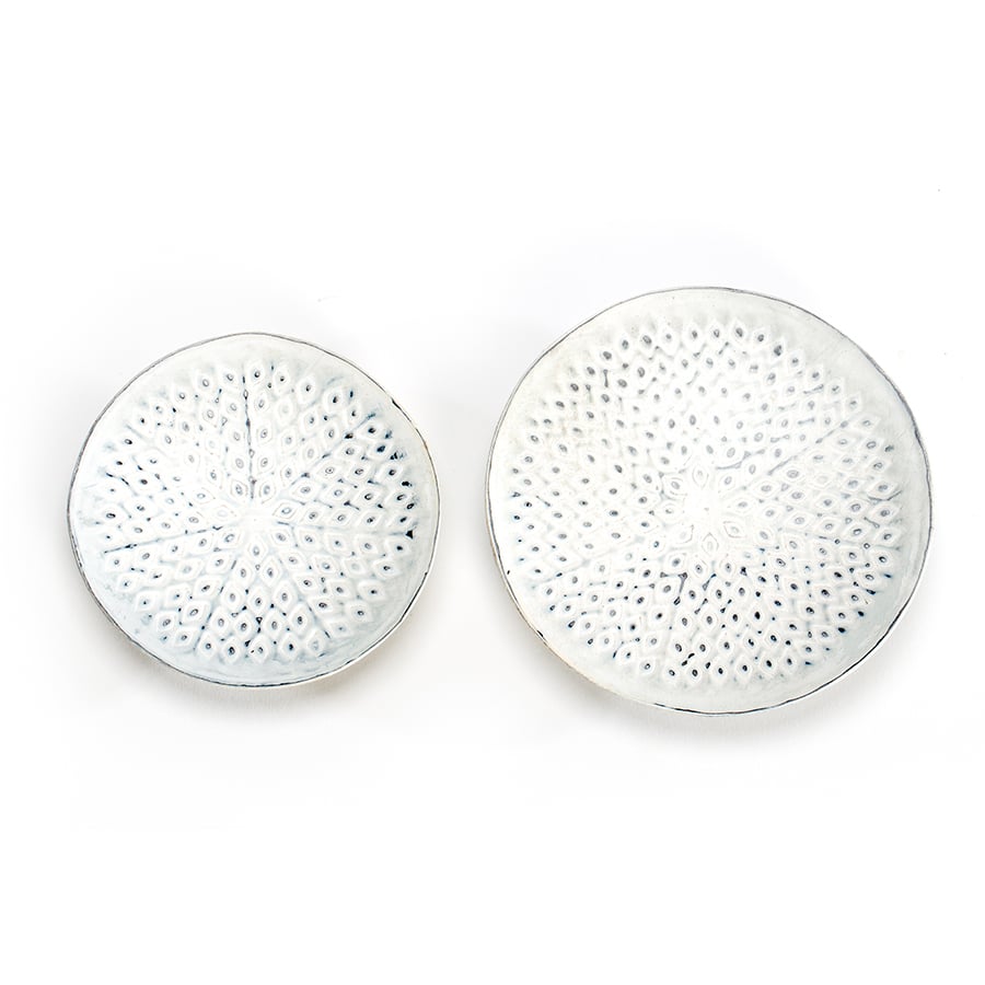 SET/2 NESTED METAL-PUNCHED HAMPTONS MINI-BOWLS/CANDLE PLATE 15×2.5/13×2.5CM